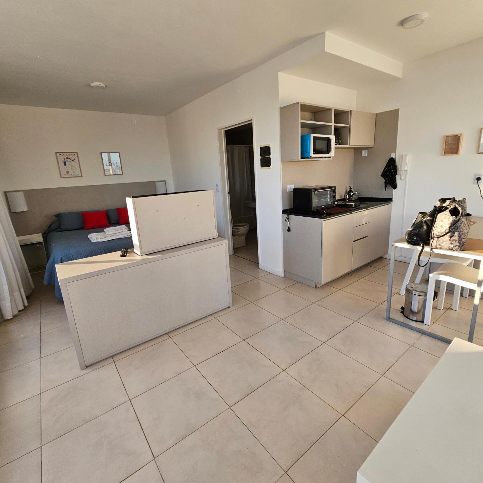 Centrico, Ideal Parejas, Vista Panoramica, Con Piscina Buenos Aires Ruang foto
